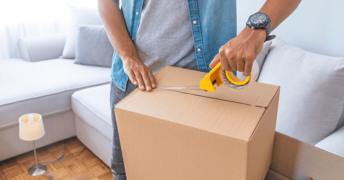 Get professional packing and unpacking services from experienced movers. Our team of experts will make sure your belongings are packed and unpacked safely and securely. We provide a stress-free experience so you can focus on the move itself.